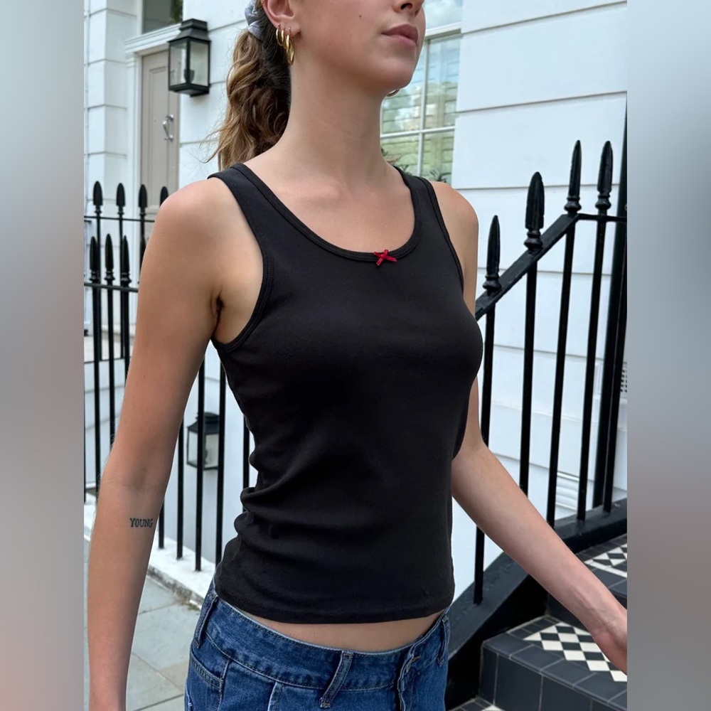 Brandy Melville black nelly tank - Picture 1 of 5